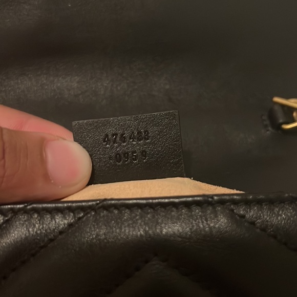 Gucci Marmont Small Mini Matelasse Bag - Picture 9 of 9